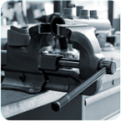 Тиски и наковальни